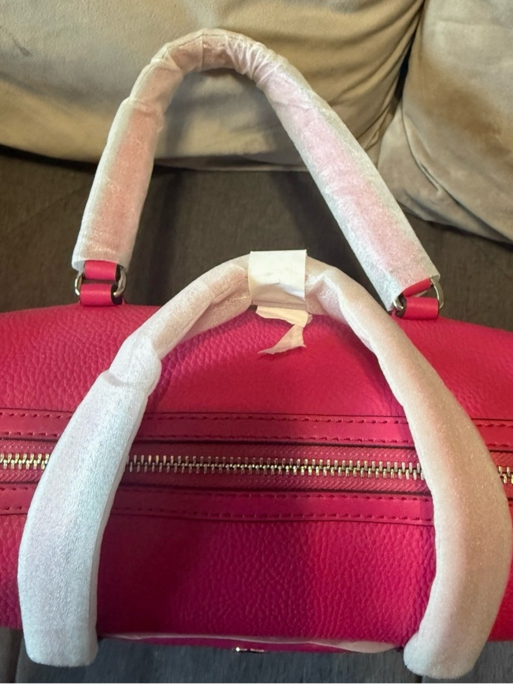 Michael Kors Dragonfruit Pink Leather Jet Set Travel Medium Top Zip Satchel - Picture 3 of 10